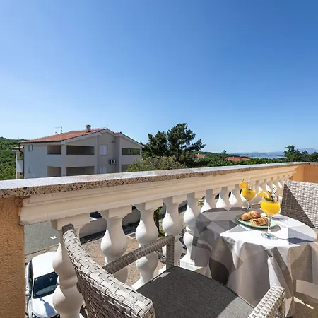 Gemuetliche Tina 4 By Interhome