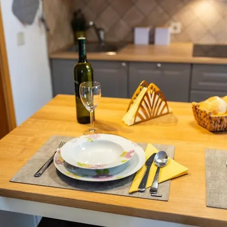 Gemuetliche Tina 4 By Interhome שילו