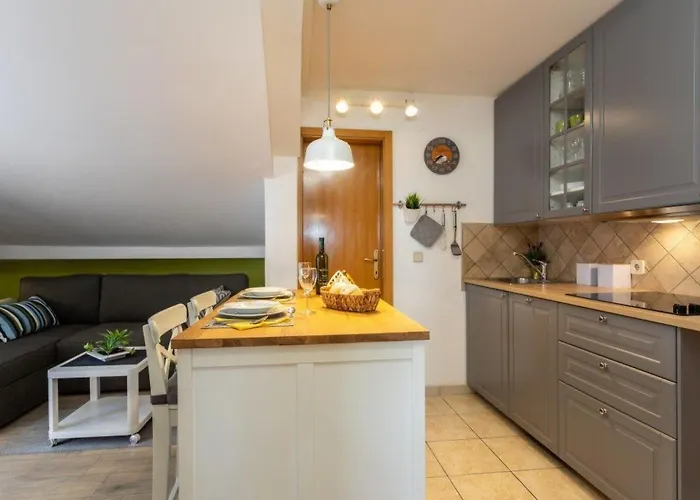 Apartment Gemuetliche Tina 4 By Interhome